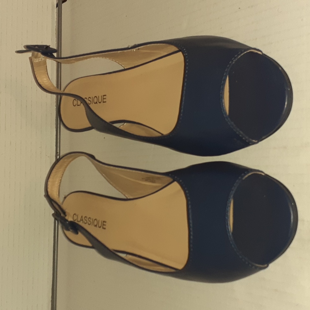 Classique women's slingbacks